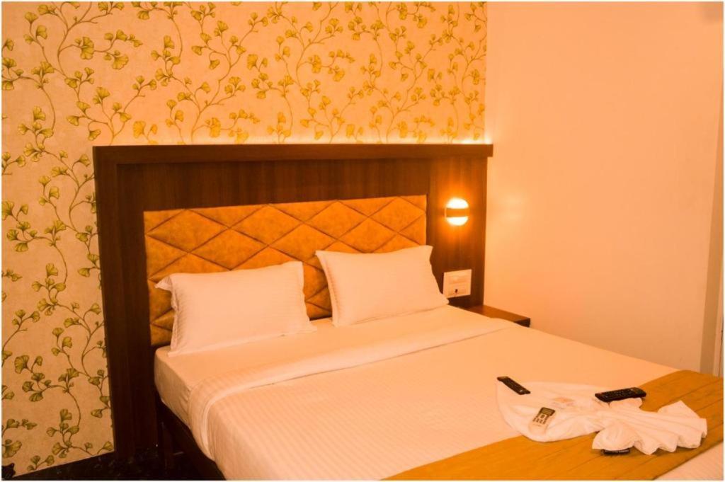 Glitz Hotels The Ar Residency - Nr Thane Railway Station Zewnętrze zdjęcie